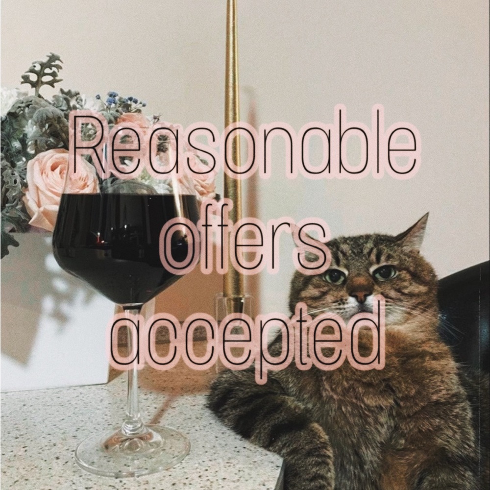 🩶 ALL OFFERS ACCEPTED OR COUNTERED 🩶